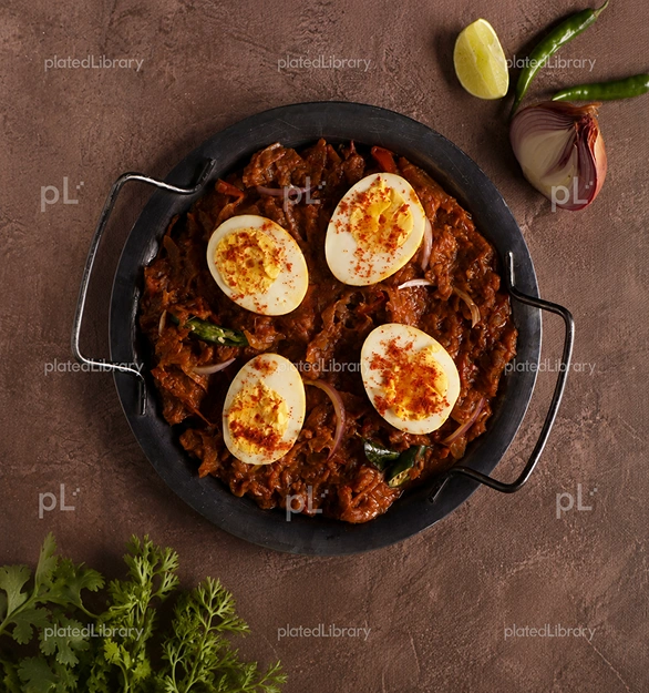 Studies on visual attention show people form an opinion about an image in under a second. On a food delivery app or restaurant website, that's often all the time your dish photo has to capture attention. Before customers read your menu description or compare prices, they've already formed an impression based on what they see. 